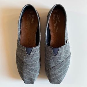 Toms Canvas Womens Classic Flat Slip On Shoes Blue Stripe